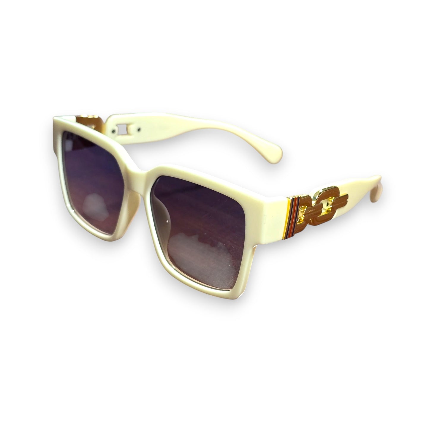 5250 Stylish Women Sunglasses-$24/dzn