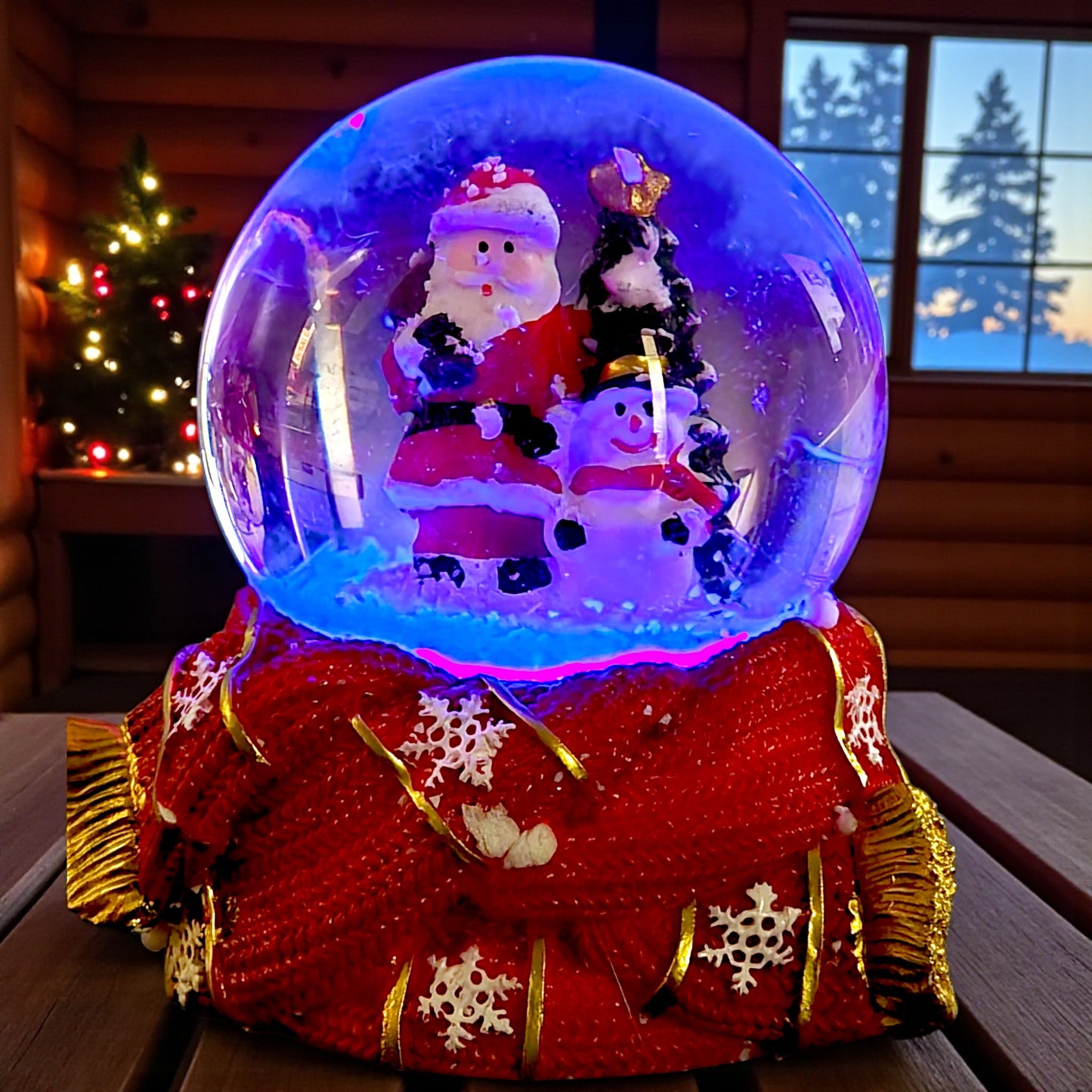 Christmas Snow Globe